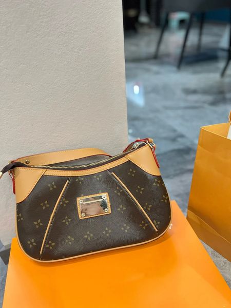 MT Luxurys Designers marrone Borsa a tracolla da donna Totes Borsa da ascellare con zucca antica media Borsa a tracolla in pelle moda Borse Zaino ascellare