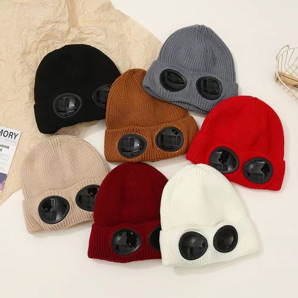 Tasarımcı Beanie İki Lens Gözlük Goggles Beanies Erkekler Örme Şapkalar Kafatası Kapakları Açık Kadınlar UNIESEX KIŞ BEYAZ