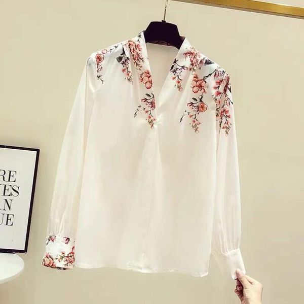 Apricot Imitation Silk Shirt Damen 2023 Spring Wear New Fashion Print V-Ausschnitt Langarm Maulbeerseide Top