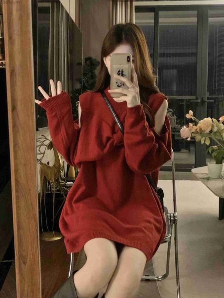 Grundlegende Freizeitkleider Herbst Winter Koreanischer Stil Rote Weihnachtsserie Plus-Size-Schleife Warmes schulterfreies gestricktes Midi-PulloverkleidL231130