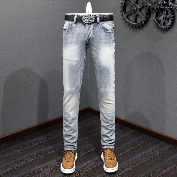 Herrenjeans, italienischer Stil, modisch, für Herren, Retro, Hellblau, Stretch, Slim-Fit, zerrissene Knöpfe, Vintage-Designer-Denim-Hosen