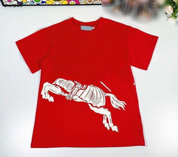 T-shirt per bambini di design di lusso rossa ragazzo ragazza Manica corta Taglia 100-160 Abbigliamento estivo per bambini Stampa con motivo cavallo T-shirt per bambini Nov25