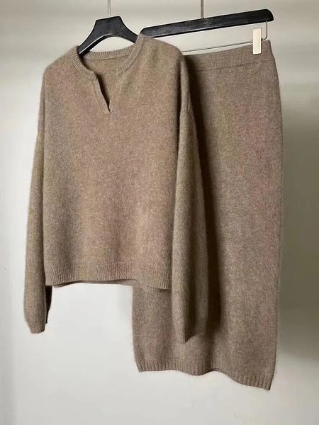 Vestido de duas peças coreano camisola de malha conjunto outono e inverno das mulheres desenho sólido cintura alta saia peça casaco 231129