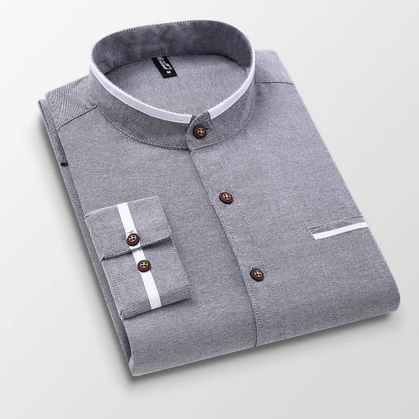 Camicie casual da uomo Abbigliamento da uomo Manica lunga Vestibilità regolare Abbottonatura Camicie spesse Abito casual Oxford solido Camicia bianca Tasca singola con supporto 231130