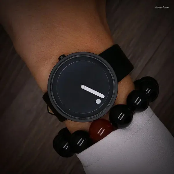 Bilek saatleri özel erkekler deri minimalist stil moda yaratıcı nokta ve çizgi basit şık kuvars izlemek