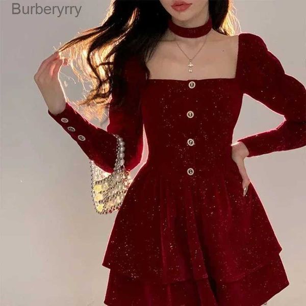Temel Sıradan Elbiseler Sonbahar Kış Noel Kırmızı Altın Elegant Velvet Elbiseler Kadınlar için Frent Vintage Mini Elbise Kore Moda Partisi Y2K Siyah Dressl231130