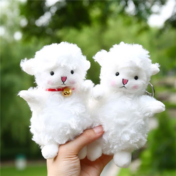 Atacado pequena ovelha pingente ovelha boneca chaveiro japonês bonito ovelha boneca saco pingente brinquedo de pelúcia