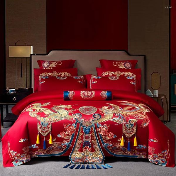 Set di biancheria da letto Luxury Red Chinese Wedding Loong Phoenix Ricamo Set di cotone Copripiumino Lenzuolo Federe Tessili per la casa