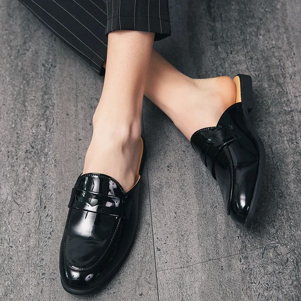 Scarpe eleganti Mezze scarpe da uomo in vera pelle nera Scarpe da uomo Ciabatte Scarpe firmate casual Mocassini moda Pantofole nere di lusso 231130