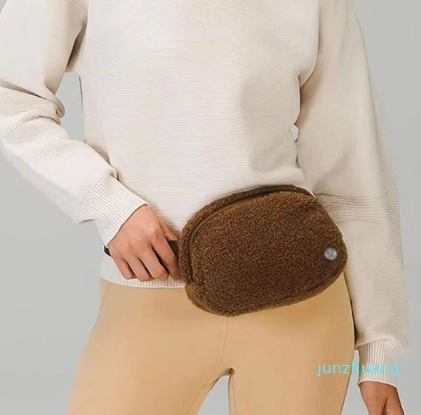 Atacado lu em todos os lugares bolsa de yoga bum bolsa tedy cinto no peito bolsa fanny pack bolsa designer de luxo escovado bolsa 22 bolsas femininas bolsa masculina ombro quente crossbody bolsas de cintura