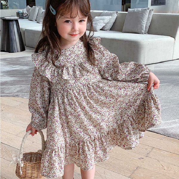 Платья девочки цветочное платье принцессы весна осень новая плиссированная британская детская одежда для пастырского стиля для девочек мода детская одежда 0131