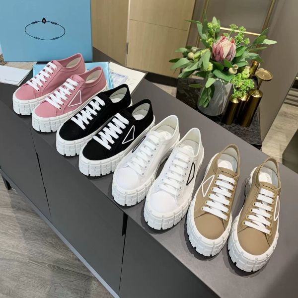 Designer-Sneaker mit zwei Rädern, Gabadine Nylon, Freizeitschuhmarke, Wheel Sneakers, Luxus-Segeltuch-Sneaker, modische Plattform, solide Erhöhungsschuhe mit Box