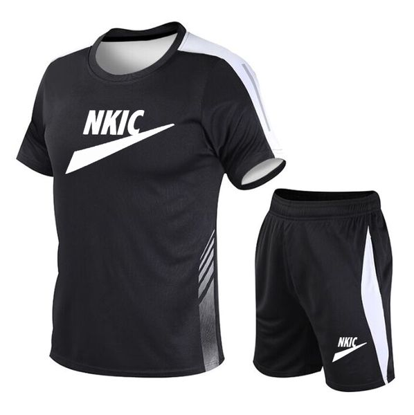 Fatos de treino masculinos Roupas esportivas listrados de manga curta T-shirt Shorts Conjunto de verão Treino Basquete Futebol Moletom Terno Marca LOGO Imprimir