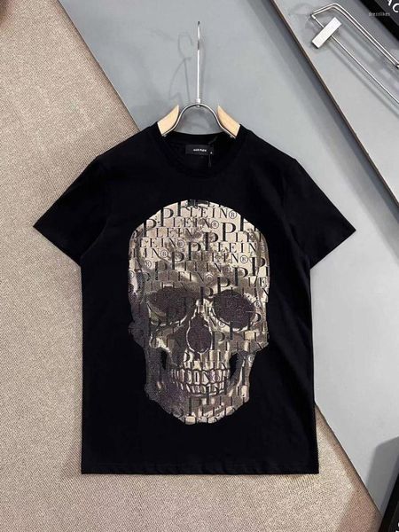 Erkek Tişörtleri Alexplein Kafatasları Rhinestones Elmas Erkek Moda Kumaşı 2023 Yaz Slim Fit Street Giyim Mürettebatı Boyun Kısa Kollu Tshirt