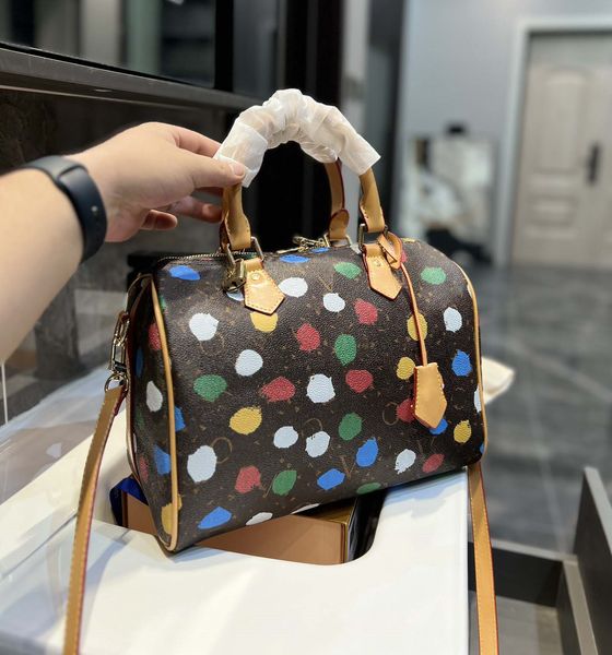 L Borsa a tracolla Speedys 25 Borsa a mano Trave Totes 23SS X Yayoi Kusama Borse a tracolla a pois multicolori Grana Vera pelle Lettera Cinturino regolabile Tote Donna M46433 M40390