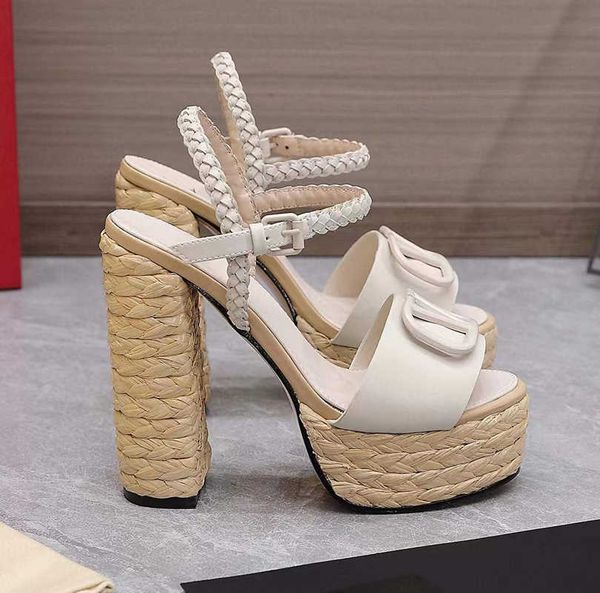 Sandálias de plataforma de salto alto para mulheres designer de moda fivela tecer sapatos de grama lafite sapatos femininos de couro genuíno sapatos de fábrica de sandália de salto de 13 cm