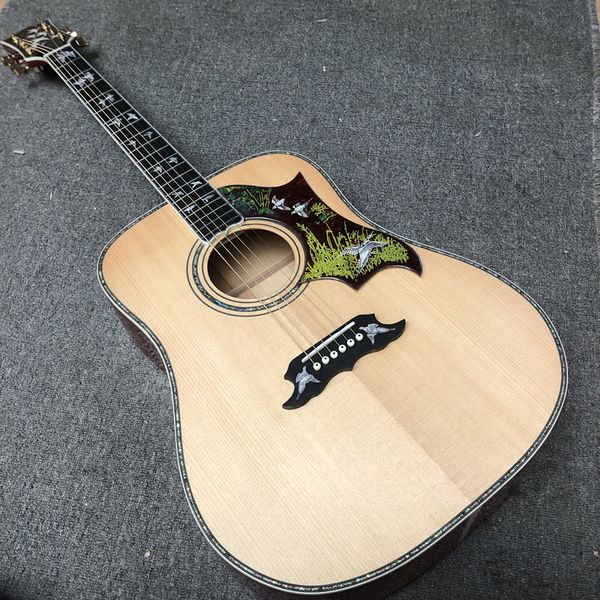 Пользовательская гитара, солидный топ ель, черный гриф и мост, кленовые стороны и спина. 41-дюймовые высококачественные акустические гитары