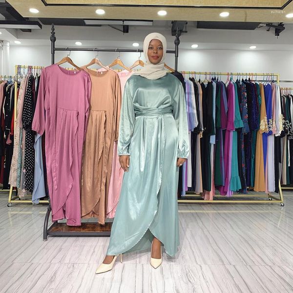 Roupas étnicas Eid Mubarak Moda muçulmana Derss for Women Satin Satin Dubai Abaya Turquia Simpal Kaftan Marroquino Long Robes