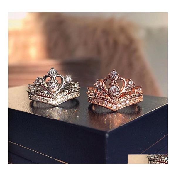 Con pietre laterali Fashion Retro Town Shop Gem Zircon Fancy Crown Ring Birthday Girl Gift Elegant Women Prom Jewelry Luckyhat Drop Deli Dhlbl