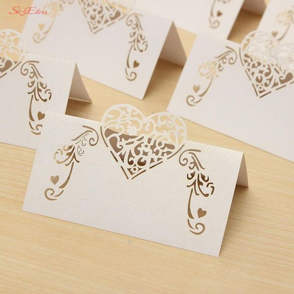 Begrüßungskarten 100pcs Heart Form Place Hochzeitstischkarte Weinglas Event Laser Cut 5zsh929