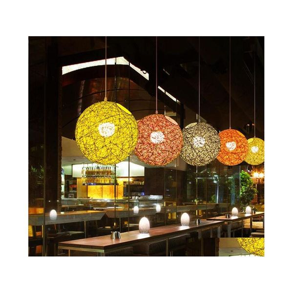 L￢mpadas pendentes Personalidade criativa Colorf Restaurant Bar Cafe Rattan Field Pasta Ball E27 Luzes de entrega de luz leve Luzes de ilumina￧￣o DHGFI interno