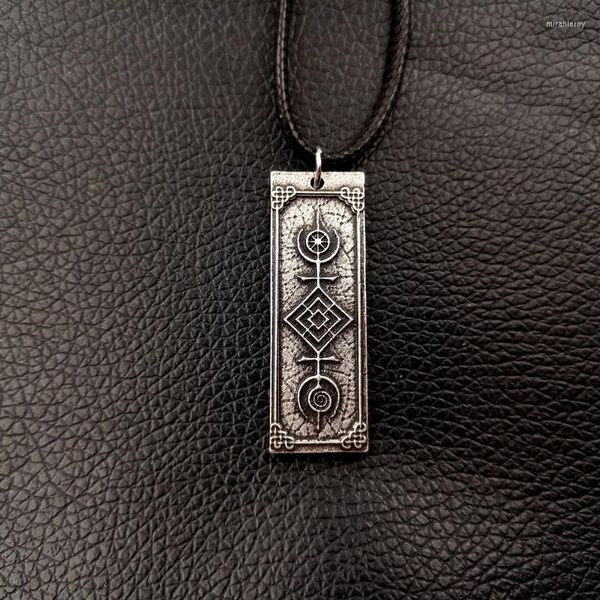Anhänger Halsketten SanLan 12PCS Großhandel Silber Farbe Tür Amulett Original Symbol Elegante Persönlichkeit Halskette Freund Geschenk Schmuck