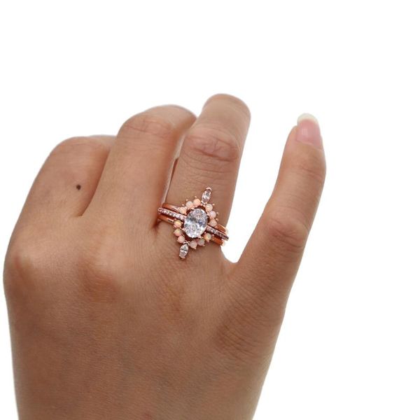 Cluster-Ringe Zarte dreiteilige Anzugkombination Weißer Feueropal-Ring mit glänzendem CZ-Stein Frauen Mädchen Modeschmuck Party GeschenkCluster