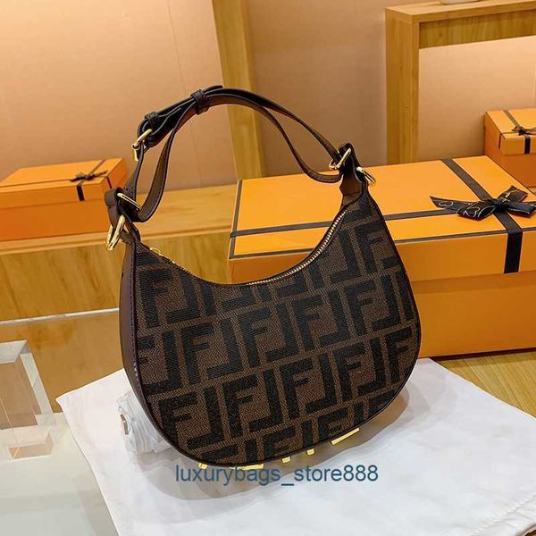 Le borse della fabbrica vengono esportate online Borsa da donna monospalla sotto le ascelle Borsa da donna Abbigliamento casual Materiale resistente Messa a fuoco da viaggio Elegante