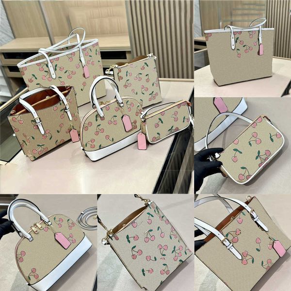 Cherry Designer Bags Totes Balde Feminino Underarm Baguette Luxo Bolsas de Couro Feminino Moda Crossbody Ombro Bolsas Totes Handbags 230119