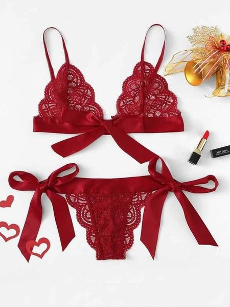 Mode Sexy Dessous Set Aushöhlen Spitze Bogen-knoten Drei-punkt frauen Bh Höschen Unterwäsche Set 2020 neue