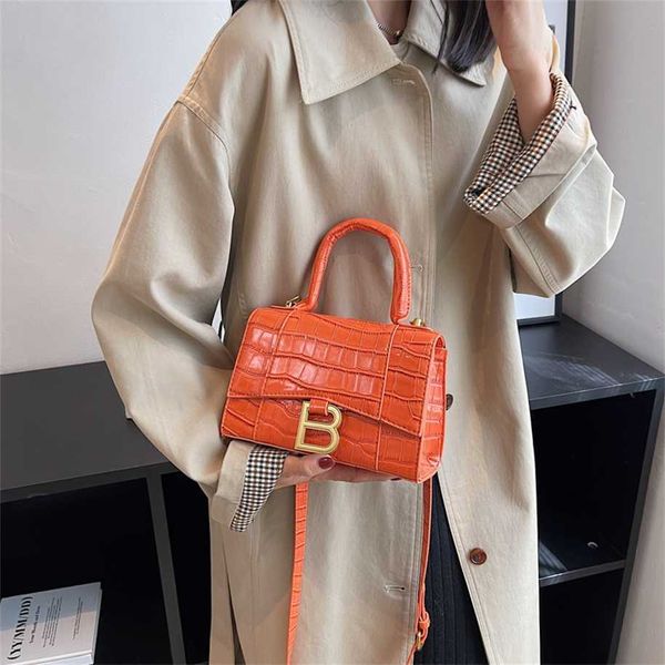 2023 Borse Outlet Saldi online nuova clessidra da donna in pelle luminosa personalizzata monospalla messenger portatile piccola borsa quadrata in alligatore