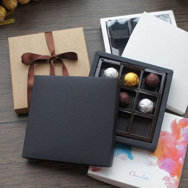 Подарочная упаковка Черная белая акварель 5 сета шоколадной бумажной коробки с конфеты с пластиковым дном рождественской вечеринки по случаю рождественского дня рождения в Сейвянтин.