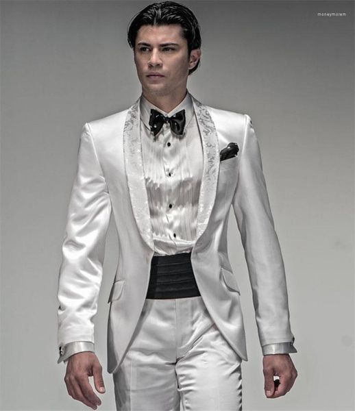 Abiti da uomo Custom Made Groom Tuxedo White Groomsmen Diamond WeddingDinner Man Bridegroom (Jacket Pants Tie Vest)