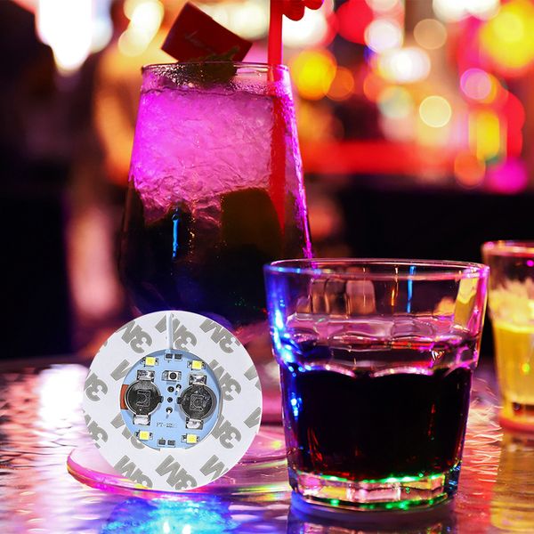 İçecekler için bardaklar likör şişesi yenilik aydınlatma çıkartmaları bardak altlıkları flaş aydınlatma bar coaster için kulüp bar partisi düğün dekoru çok renkli crestech