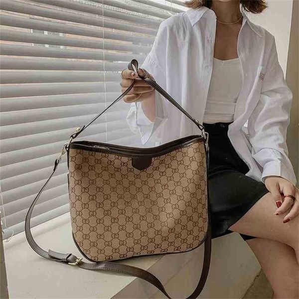 2023 Geldb￶rsen Clearance Outlet Online -Verkaufstasche Frauen Neue Mode Sling Single Schulter Messenger Tasche Tot Esel's Achselbaus Geldb￶rsen