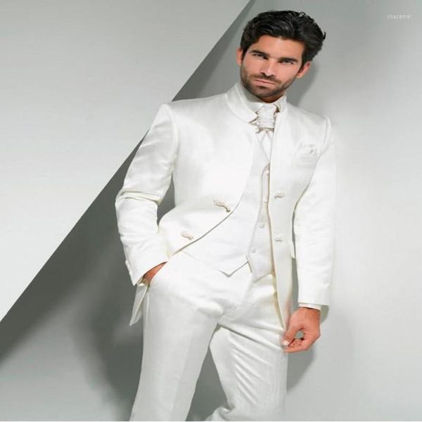 Ternos masculinos 2023 Chegada Tuxedos Tuxedos mandarim Capela Men's Men Ferlo Branco Groomsman/ Man Wedding/ Prom Ternos (colete de calças de jaqueta)