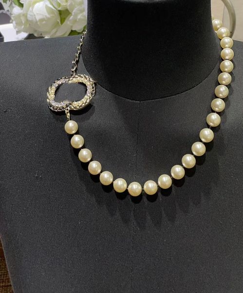 Mode klassische Halsketten Designer kurze Perlenkette für Frauen Party Hochzeit Liebhaber Muttertagsgeschenk Kanalschmuck für die Braut Mit Flanelltasche