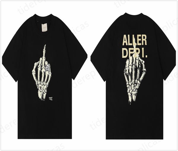 Herren-T-Shirt, Designer-Hemden, Damen-Grafik-T-Shirt, Kleidung, Kleidung. Handgemaltes Graffiti mit Tintenspritzern und Distressed-Portraitdruck im Hip-Hop-Stil