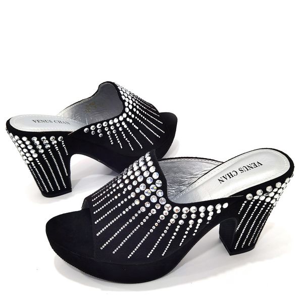 Платье обуви моды Женщины летняя осень-столовая квадратная квадратная туфли на каблуки итальянская женщина свадьба для вечеринок 230208