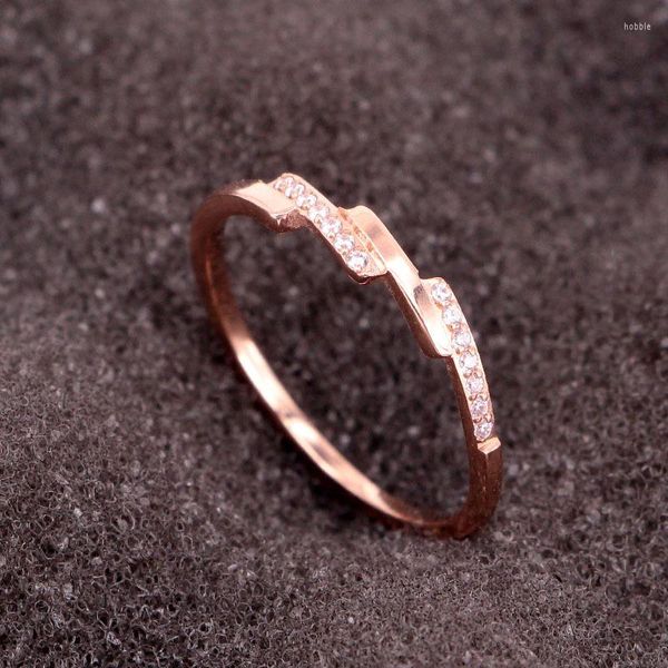 Alyans gül altın renk paslanmaz çelik kristal üç kare parmak yüzüğü nişan kadın parti hediyesi