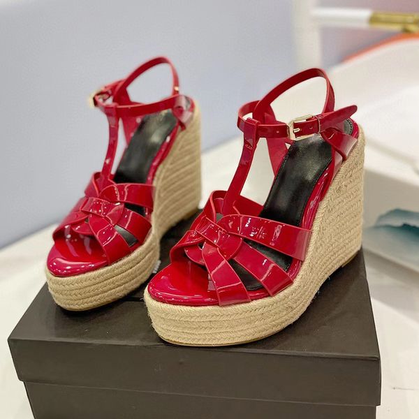 Sandálias de salto alto em corda de cânhamo plataforma Straw woven wedge strap ankle straps chunky heels block Heel envernizado sapatos de casamento vermelho sapato vestido feminino sandália de designer de luxo