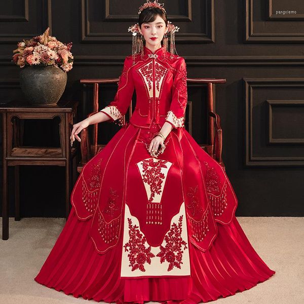 Roupas étnicas estilo chinês vestido de noiva feitas artesanais Marrige Conjunto requintado bordado Cheongsam Oriental Bride Figurino Casamento Presente de casamento