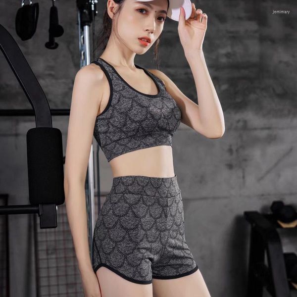 Define ativas vendas no Japão e na Coréia do Sul em estilo de ioga shorts elástico coleta de cinto de ombro inserir conjunto de sutiãs esportivas femininas