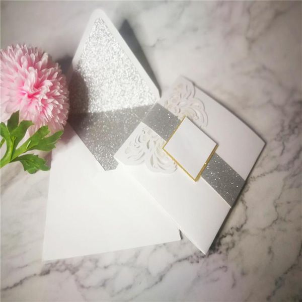 Cartões de felicitações peças tritold laser recortar a abertura de flores de casamento de flores de casamento de casamento postal noiva branca e groomgreeting