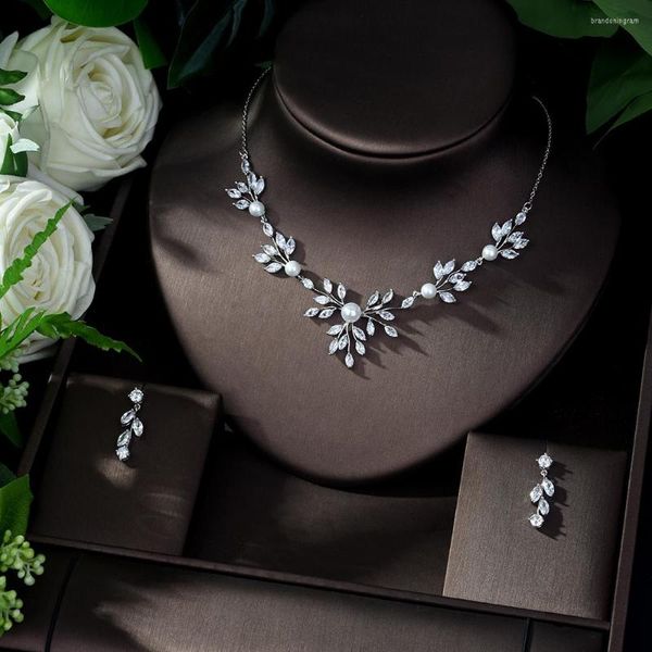 Orecchini collana Set HIBRIDE Design Clear Leaf Cubic Zirconia Accessori per abiti da sposa da donna Prezzo all'ingrosso N-366