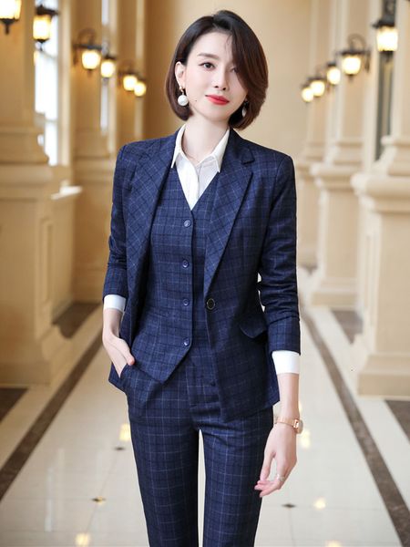 Womens Two Piece Pants 3 Set Business Work Uniform Vest e Blazer Suit Donna Plaid Jacket Office Lady Pantaloni Autunno Inverno Moda 230209