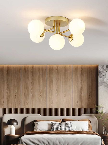 Luci Soffitto moderno in vetro per camera da letto Soggiorno Illuminazione interna Paralume rotondo ondulato Lampadario dorato per guardaroba 0209