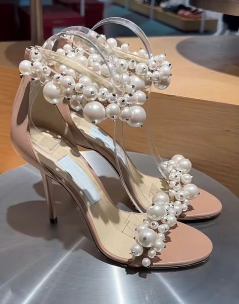 23SS Summer Maisel Sandali Scarpe Perle bianche Impreziosito da donna Tacchi alti da sposa da donna Designer Lady Eleganti décolleté con scatola EU35-43