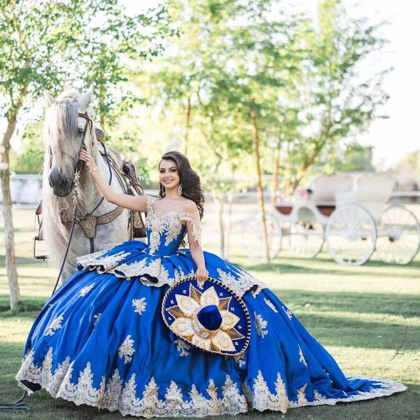 Königsblaue Quinceanera-Kleider aus der Schulter, Applikationen, herzförmiger Zug, für Sweet-16-Mädchen-Ballkleid, Vestidos de Fiesta