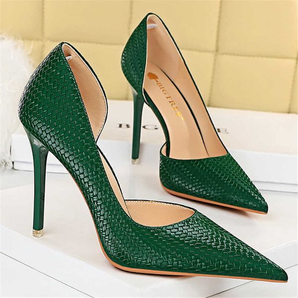 Sandalet 2023 Kadınlar 7cm 10.5cm Yüksek Topuklu Pompalar Lady Weave Deri Düğün Bordo Stiletto Topuklu Fetiş Gece Kulübü Plus Boyut Ayakkabıları G230211